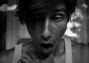 Bulimie besiegen durch Hypnose – Erfahrungsberichte von Betroffenen und Therapeuten