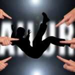 Daumenlutschen bei Erwachsenen: Ist es problematisch und wie kann man damit umgehen?