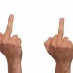 Daumenlutschen bei Erwachsenen – gibt es einen Zusammenhang mit Stress?