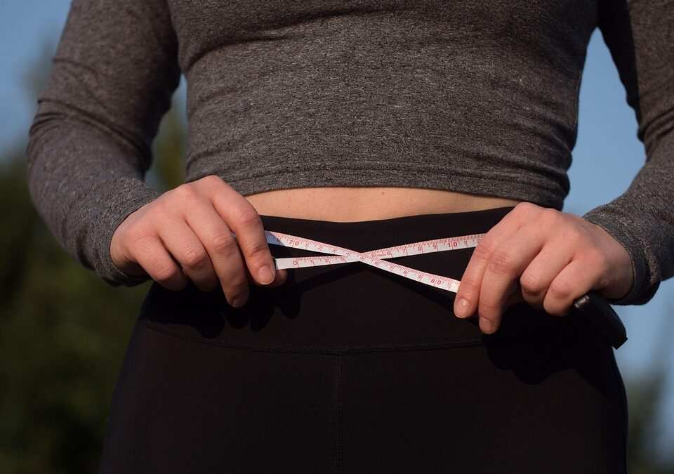 Hypnose als neue Therapiemöglichkeit bei Adipositas: Langfristiger Abnehmeffekt?