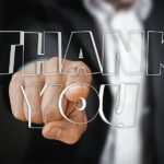 Endlich frei von der Sucht: Wie man das Daumenlutschen als Erwachsener bekämpfen kann