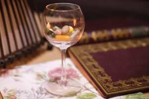 Mühelos abnehmen: Wie Hypnose-Webinare dabei helfen können