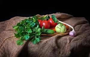 Effektives Abnehmen ohne Hungern – Wie Hypnose bei der Appetitzügelung hilft.